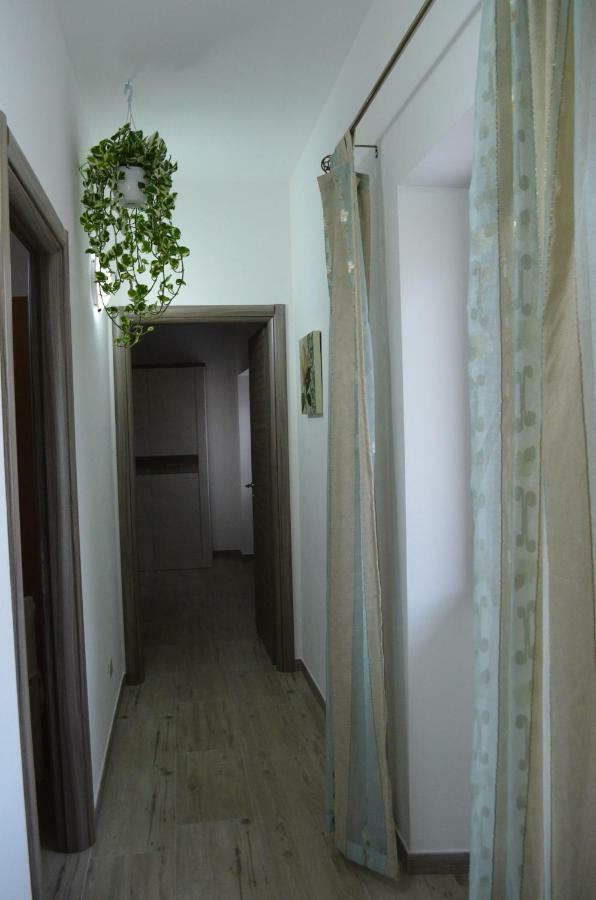 Appartamento Vacanza Da Luisa San Giovanni Suèrgiu Exterior foto