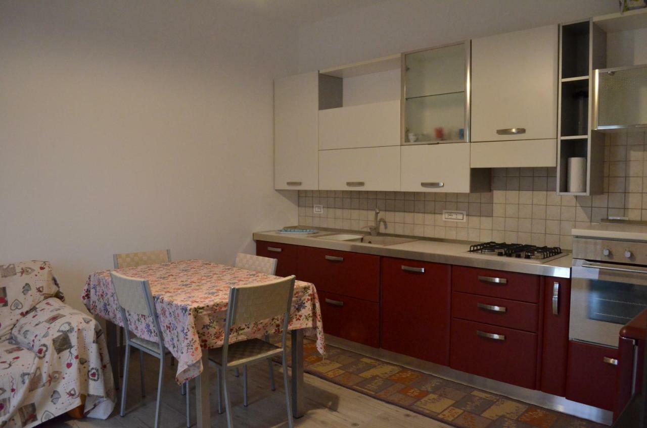 Appartamento Vacanza Da Luisa San Giovanni Suèrgiu Exterior foto